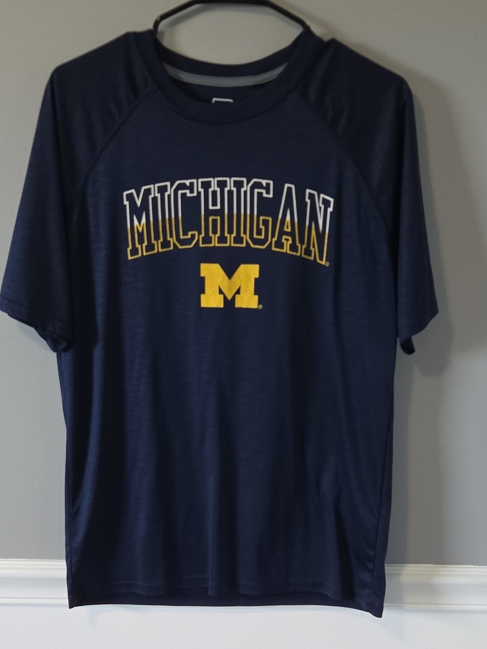 Pro Edge By Knights Apparel Navy Short Raglan Sleeve Tee Michigan Wolverine Logo